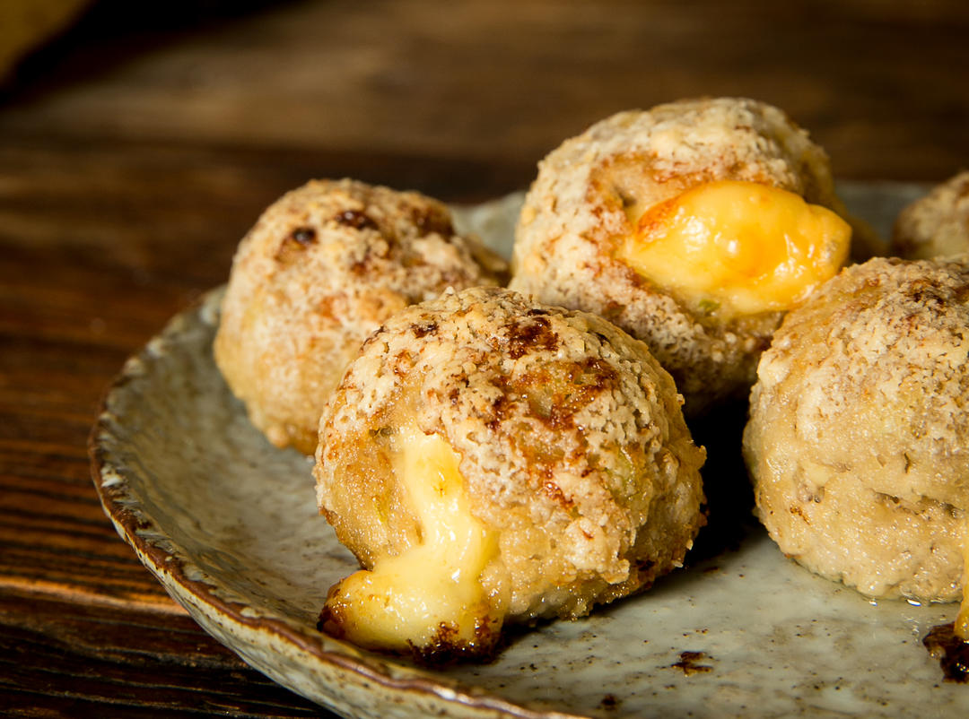 生酮低碳-爆浆芝士丸子的做法