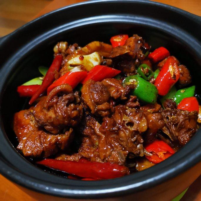 爱吃串串呀做的醉好吃的湘味啤酒鸭