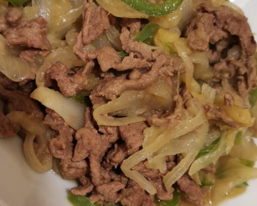 洋葱炒牛肉（炒牛肉嫩的秘诀）的做法