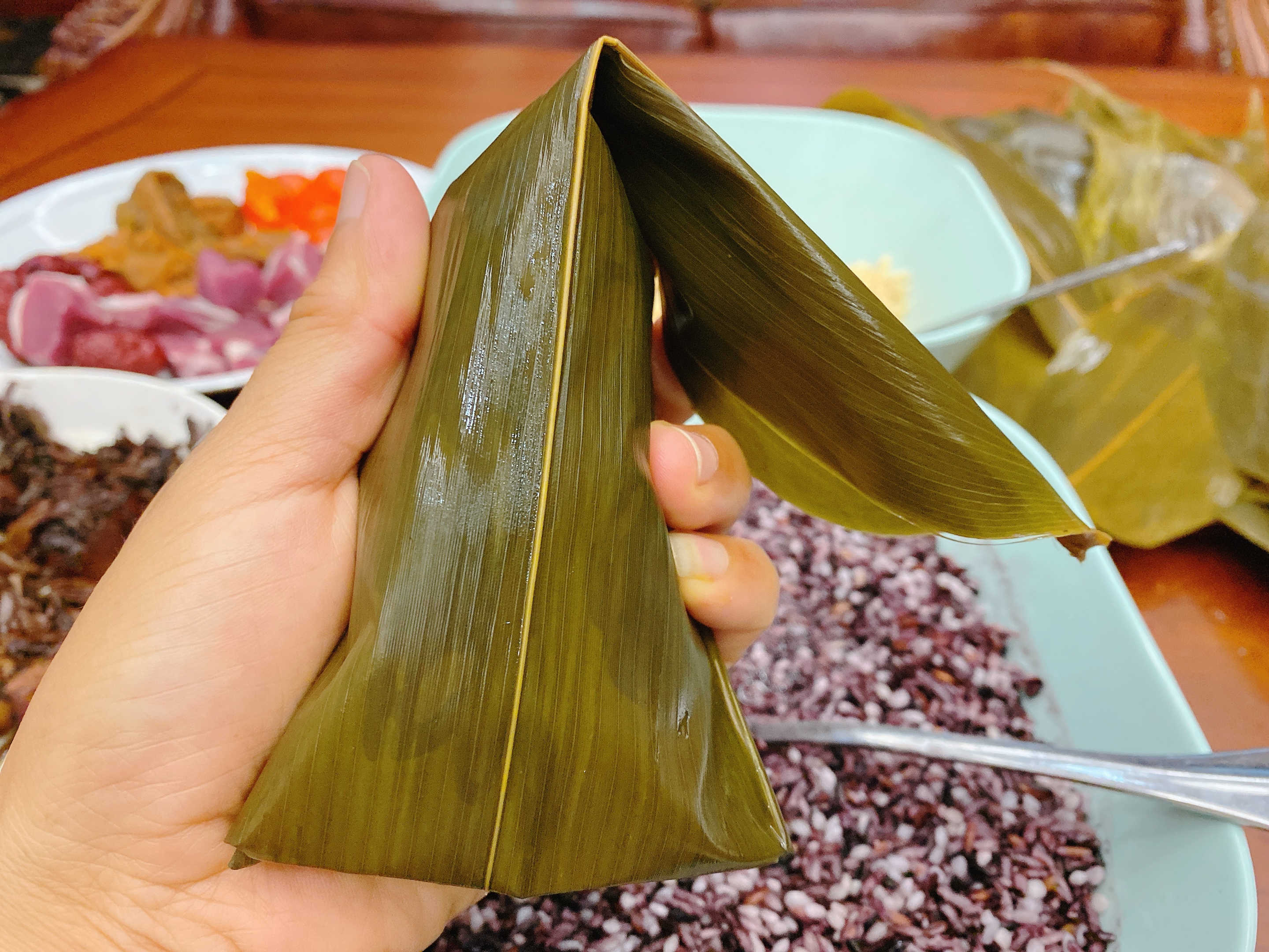 香糯的干菜肉粽（内有四角粽的包法视频的做法 步骤22
