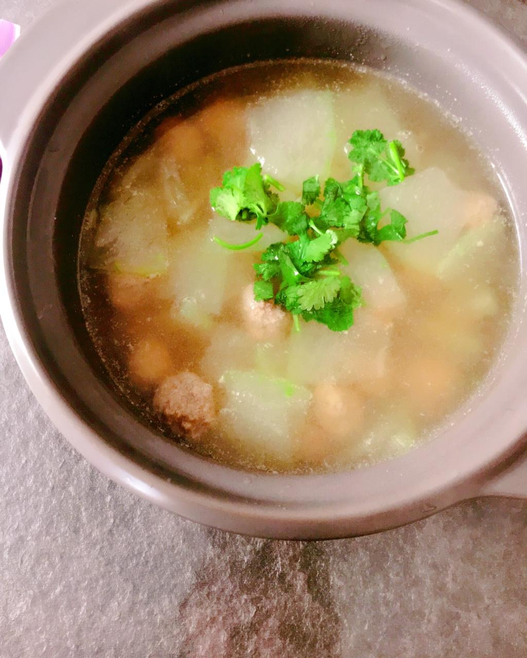 遗忘的孙小肉做的羊肉丸子冬瓜汤