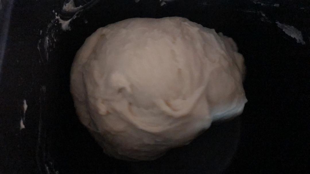 好吃到炸裂的港式菠萝包（附带制作酥皮的小视频）