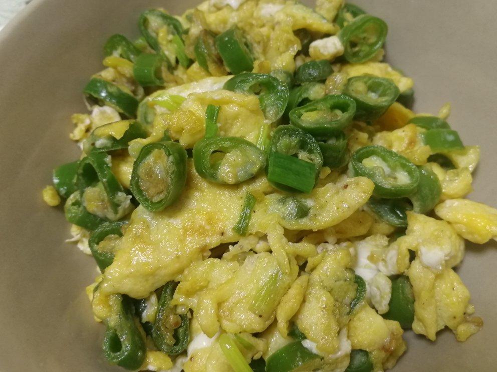 下饭夹馍都好吃的线椒炒鸡蛋