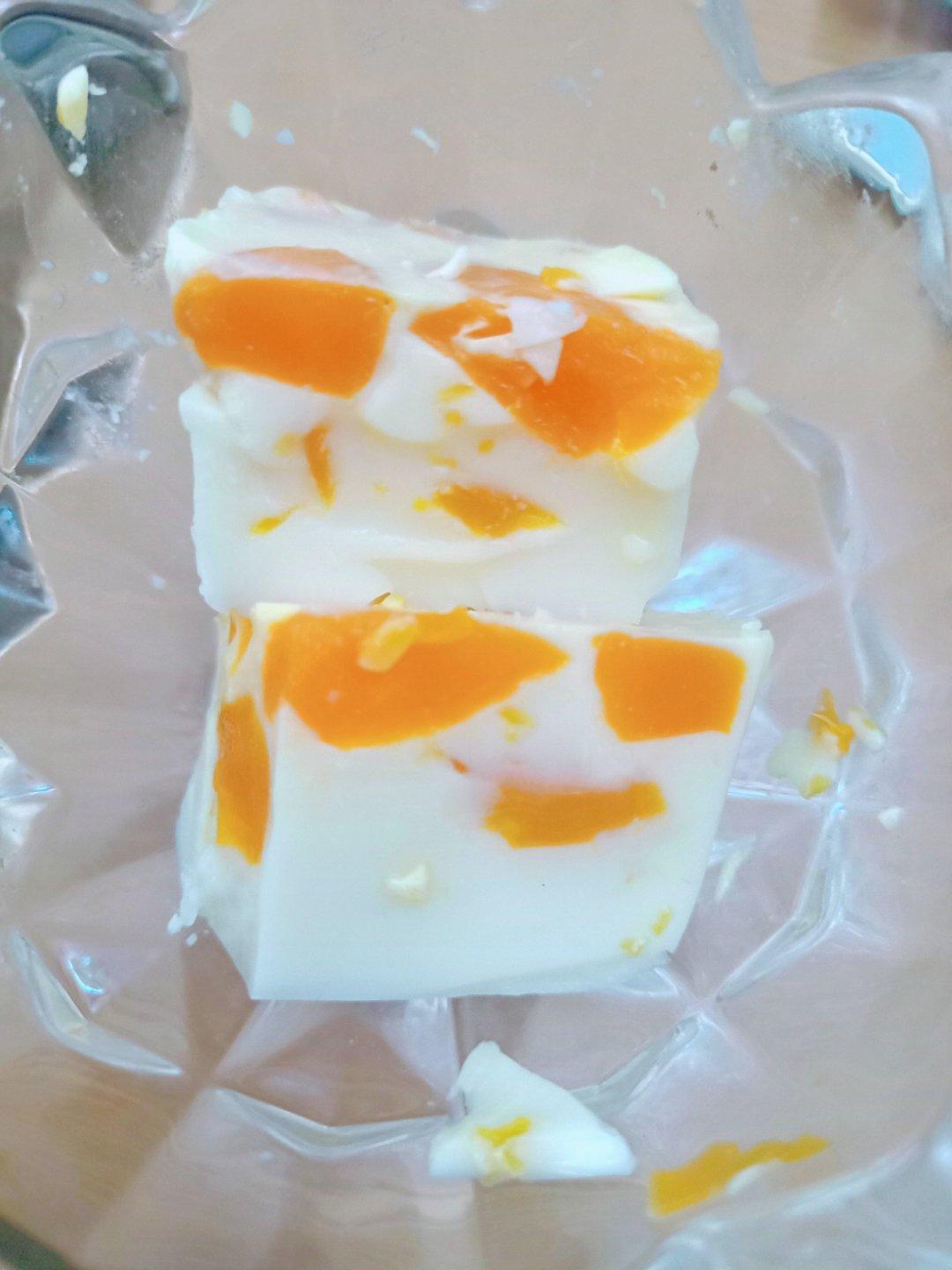 老少皆宜的芒果牛奶布丁