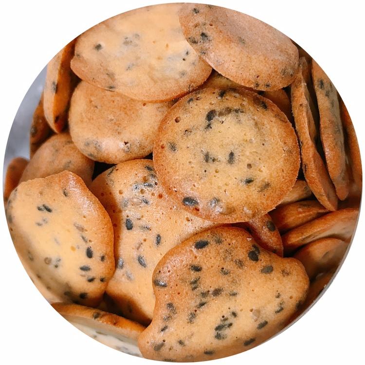 小时候的味道 — 芝麻鸡蛋薄脆饼干