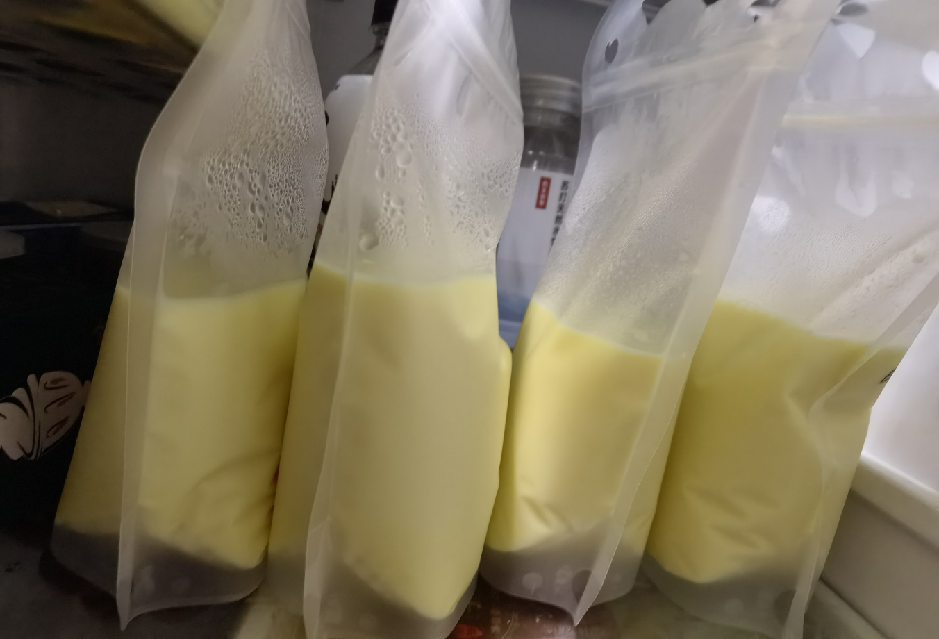 牛奶玉米汁（附取玉米粒方法）