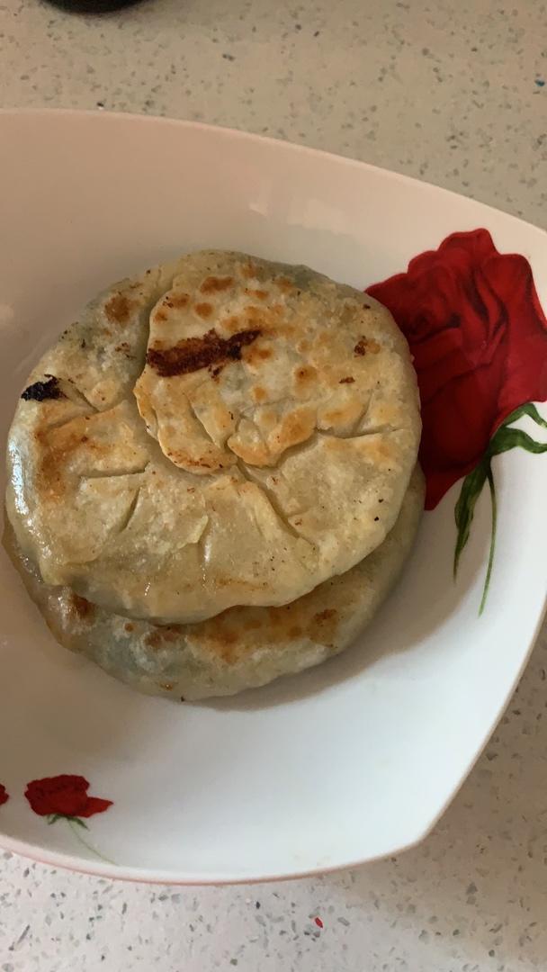 韭菜虾仁馅饼