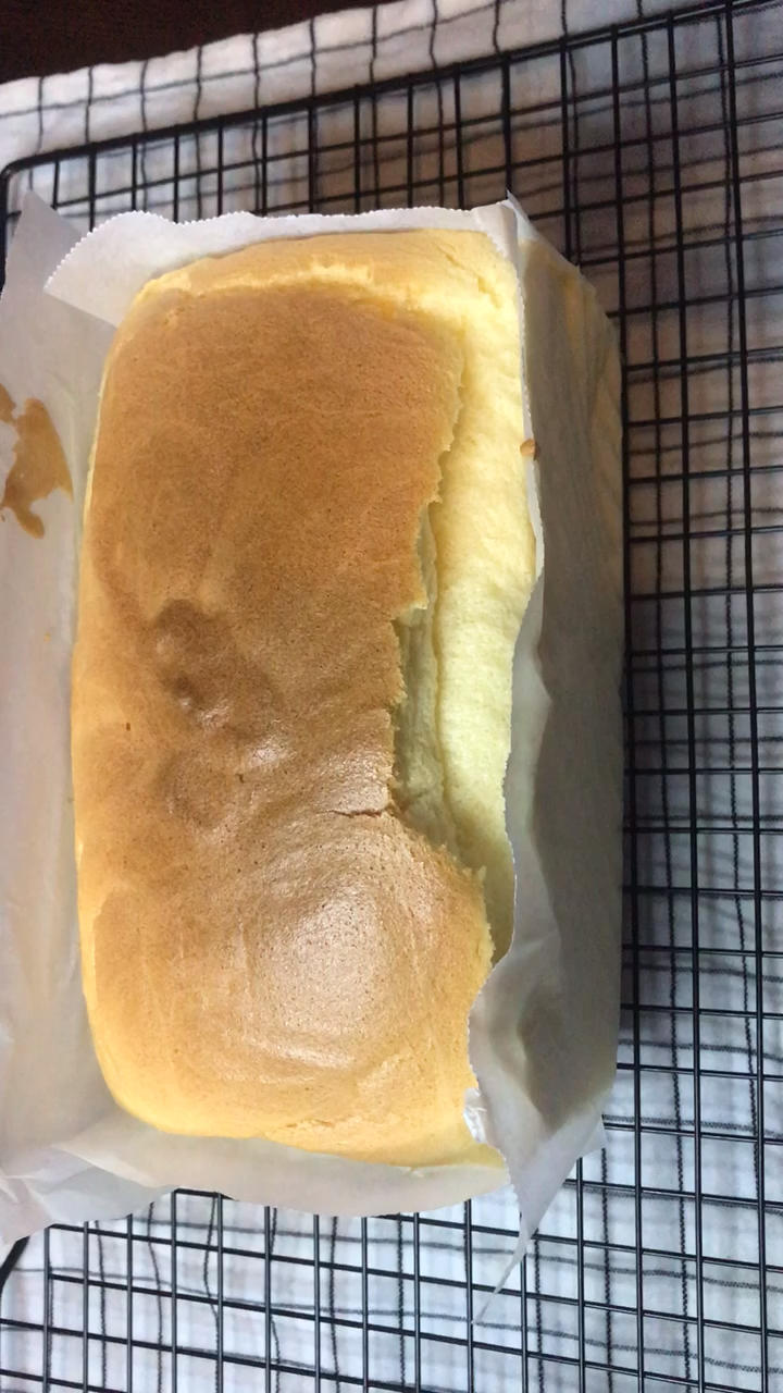 堪比柯基屁股
爆浆芝士🧀古早蛋糕