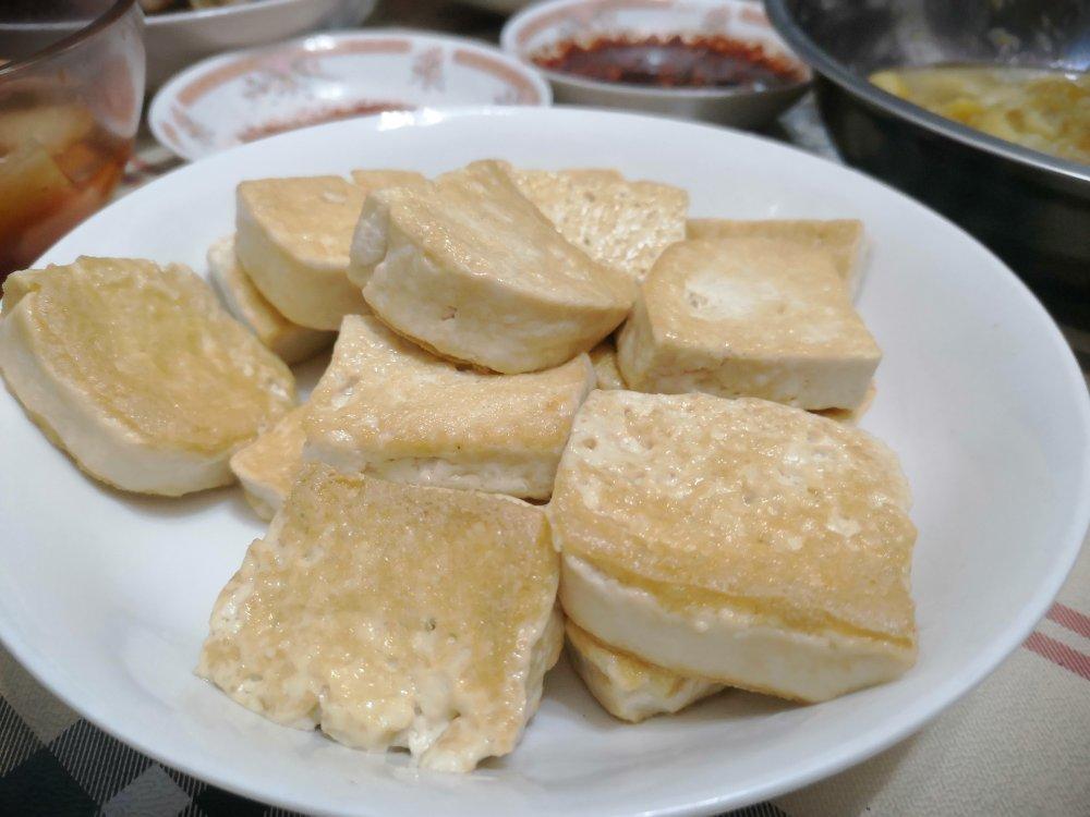 自制包浆豆腐（包含豆腐制作包浆豆腐，包浆豆腐制作烧烤包浆豆腐）
