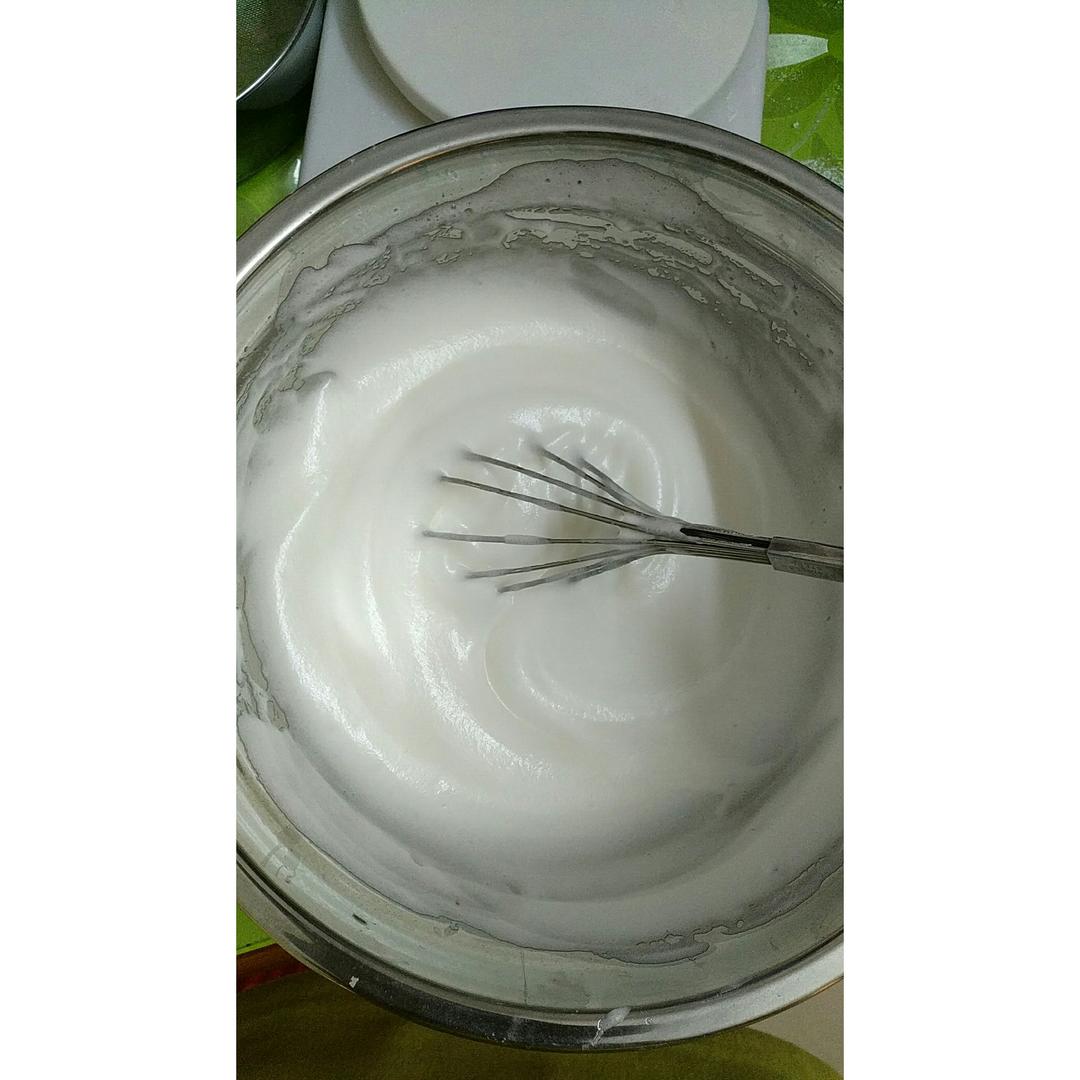 蛋糕的做法（烤箱做戚风蛋糕）