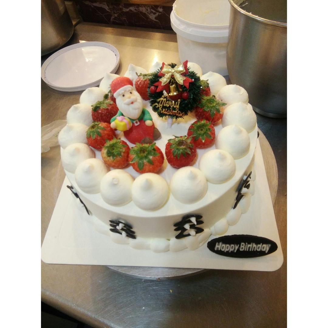 草莓淡奶油蛋糕