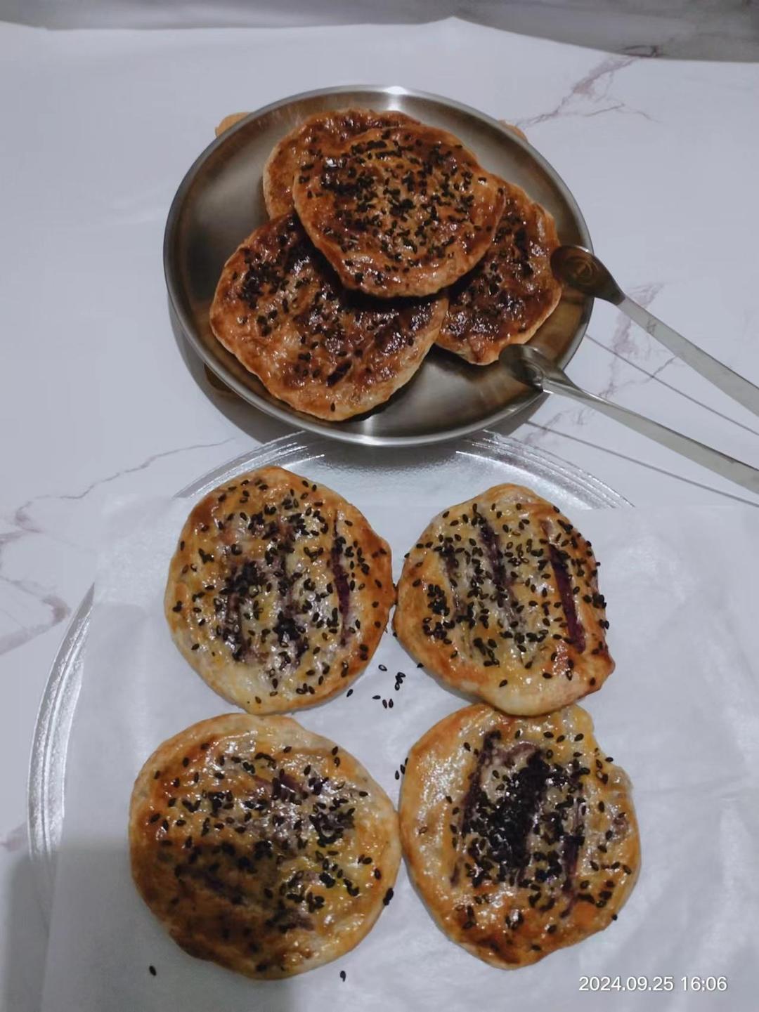 ✨无需揉面❗️咬一口酥到掉渣的紫薯饼