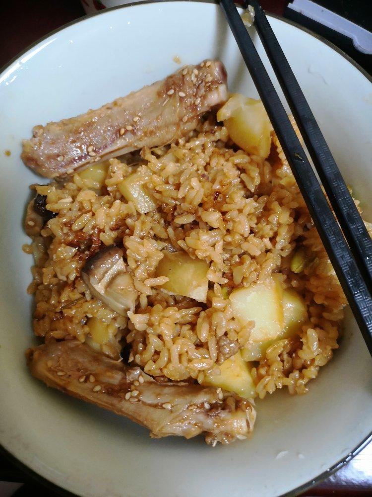 香菇土豆🥔焖饭