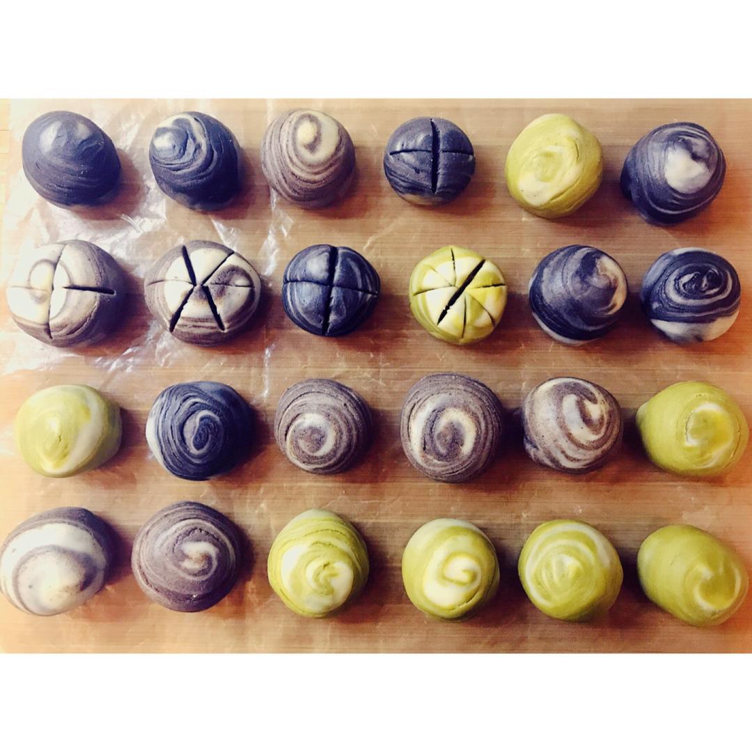 蛋黄酥~紫薯、抹茶、原味~花好月圆，中秋快乐~内附一次做六色蛋黄酥方法~