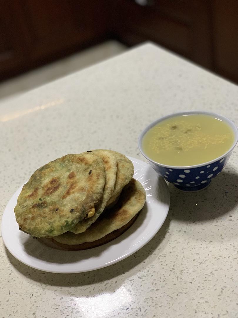 韭菜鸡蛋馅饼