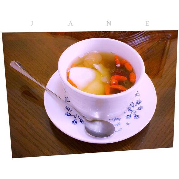 桂圆鸡蛋红枣生姜汤