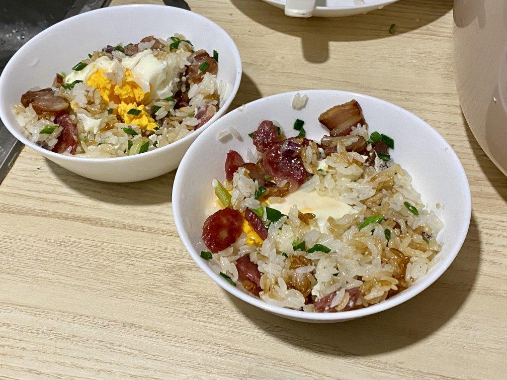 香肠煲仔饭