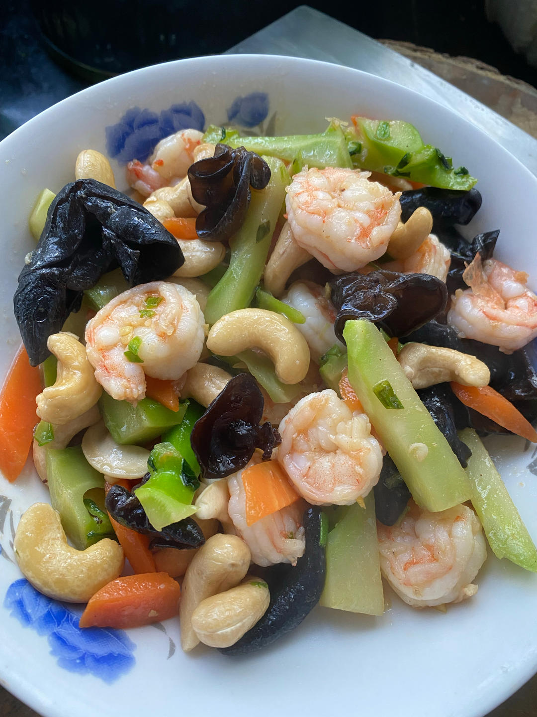 什锦蔬菜虾仁炒腰果