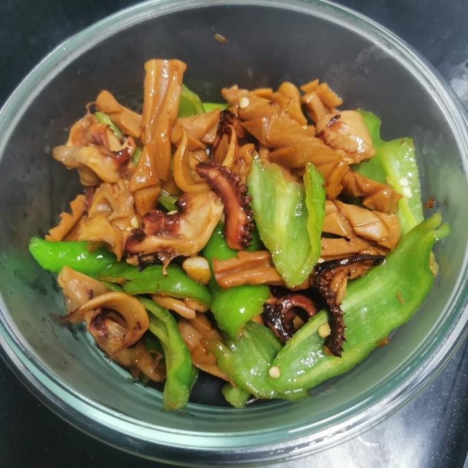 爆炒干鱿鱼（有嚼劲儿）