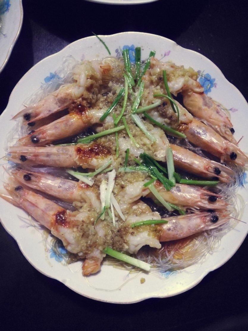 蒜蓉粉丝蒸大虾