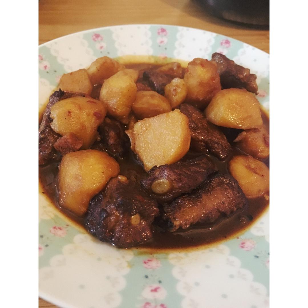 土豆炖排骨