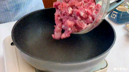 ⭐萝卜牛腩煲⭐的做法 步骤3