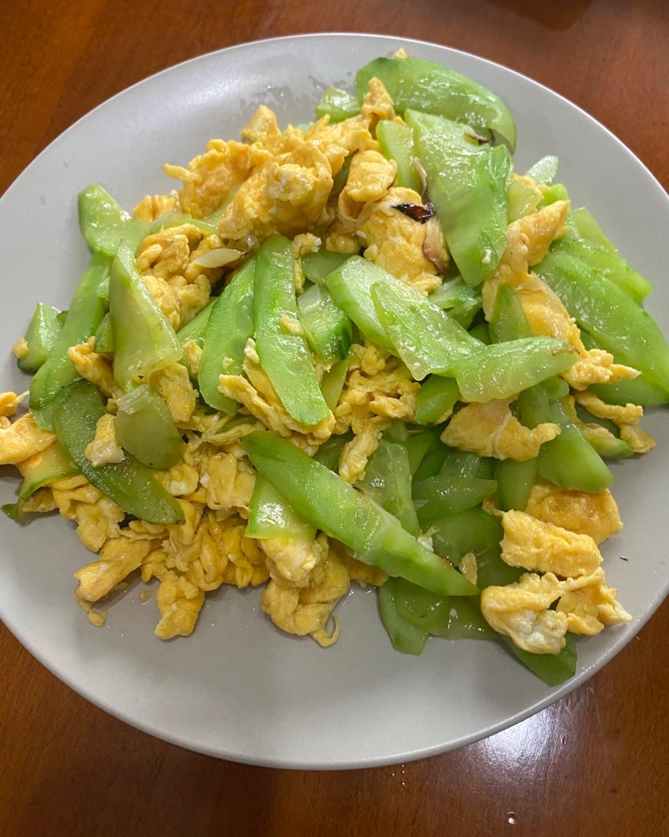 moore妈咪做的简单易做78黄瓜炒鸡蛋