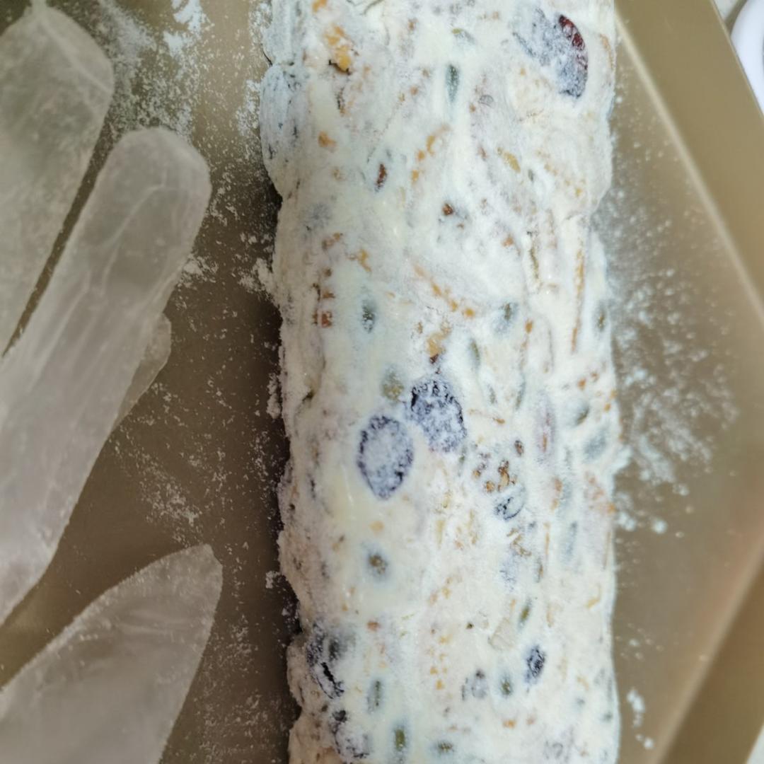 不会那么甜的雪花酥。