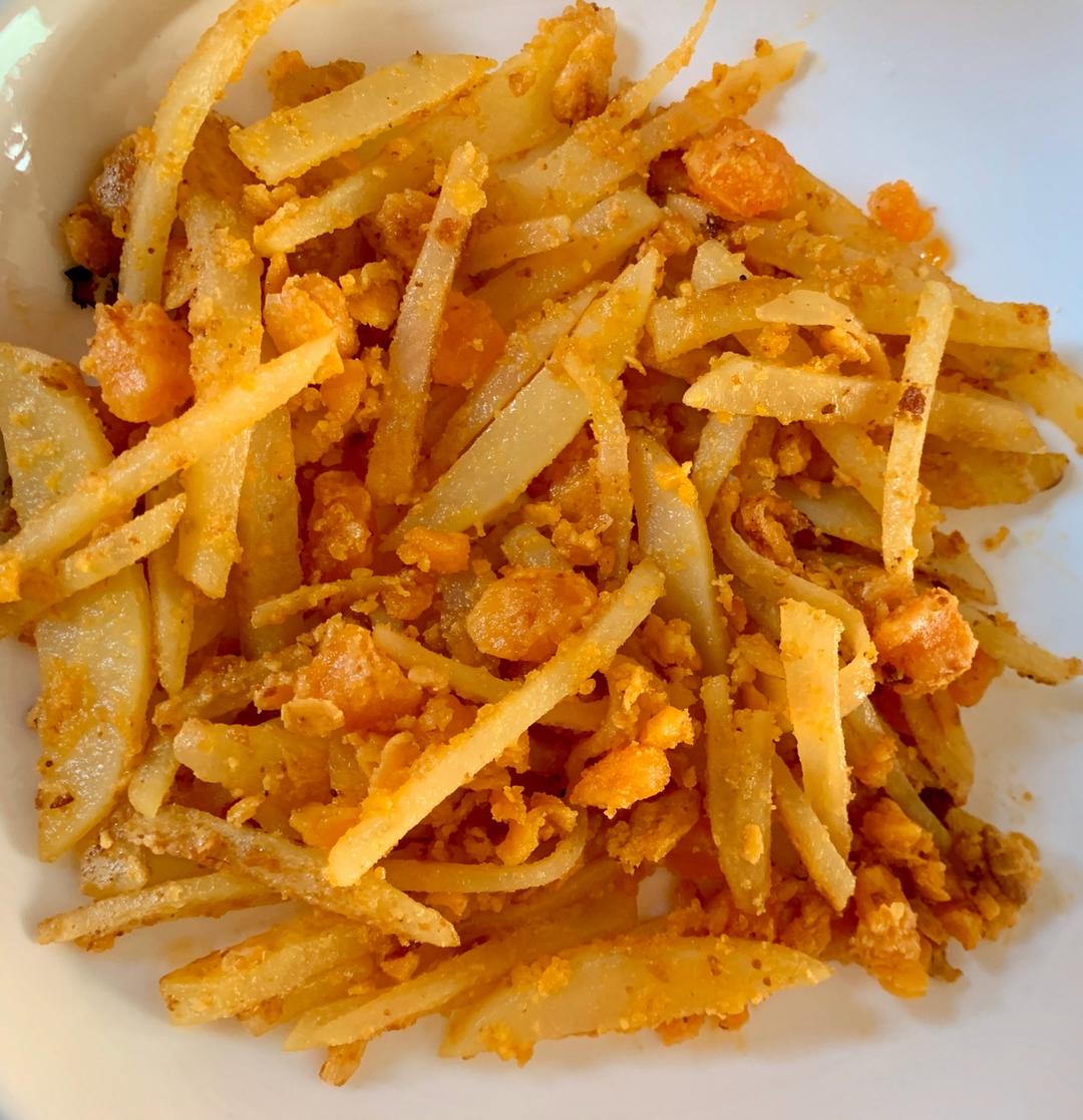 金沙咸蛋饭，爱吃咸鸭蛋，蛋白不知如何是好的有救了