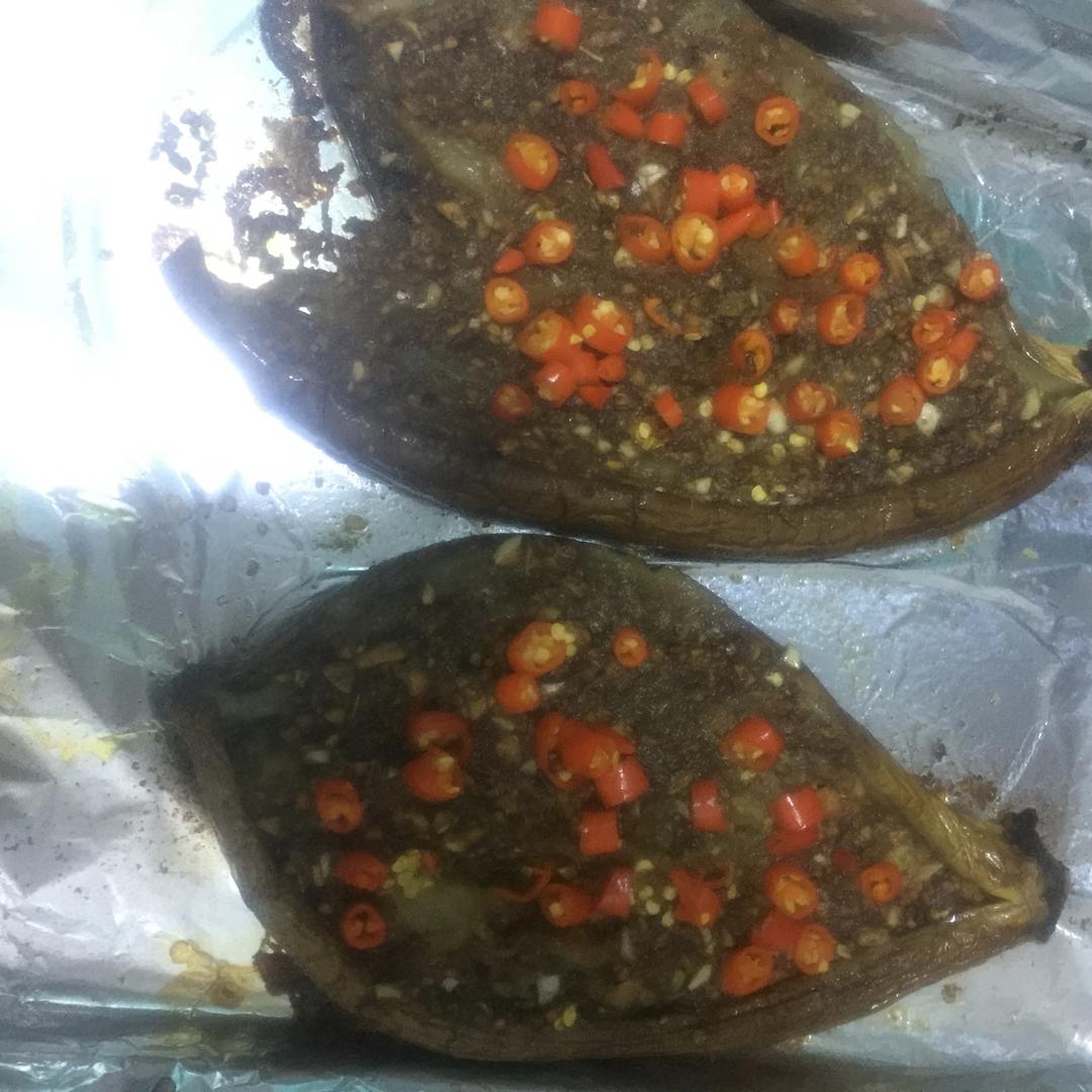 CC招牌菜销魂烤茄子，百吃不厌！