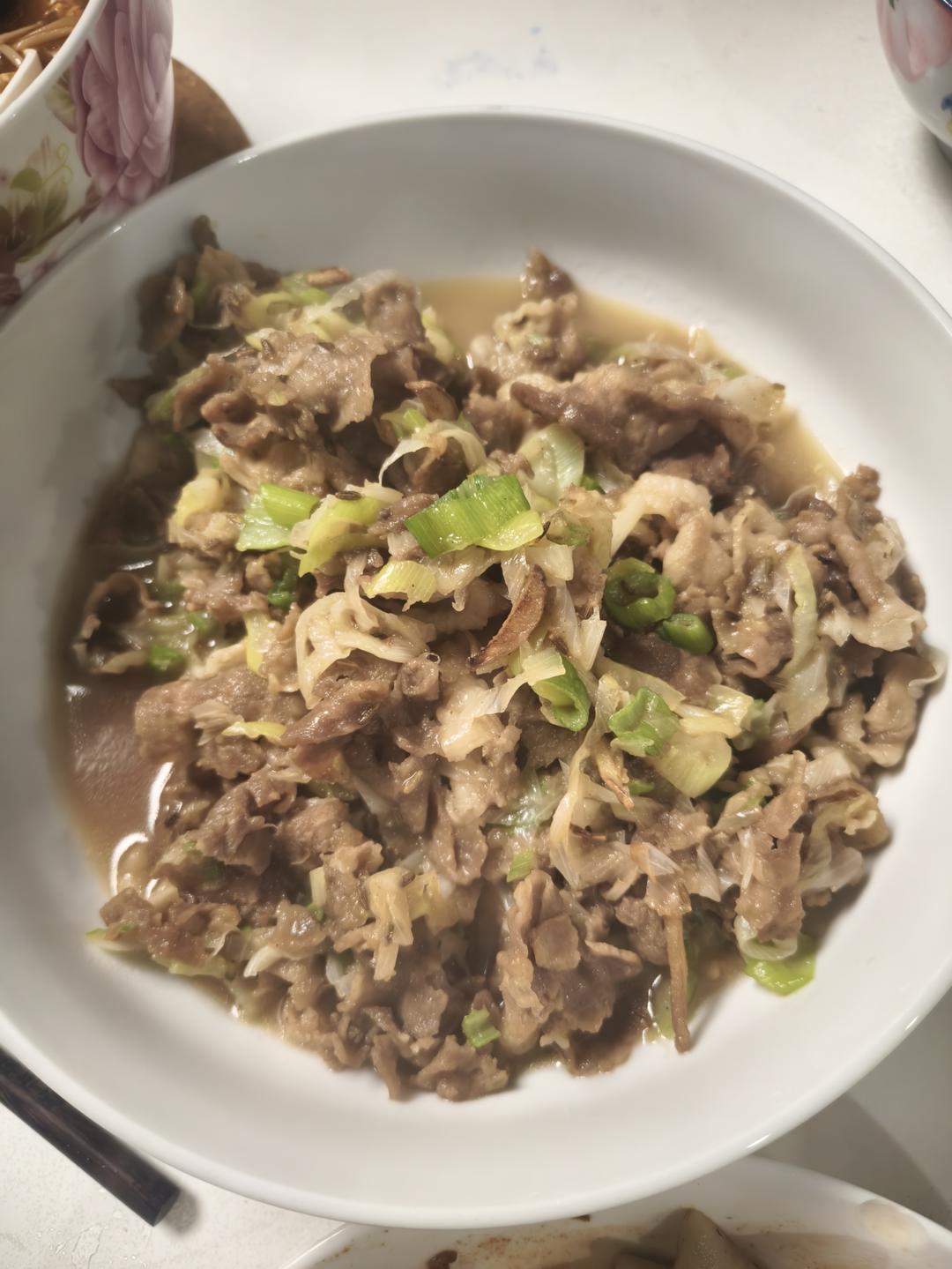 炒了20多年的葱爆羊肉