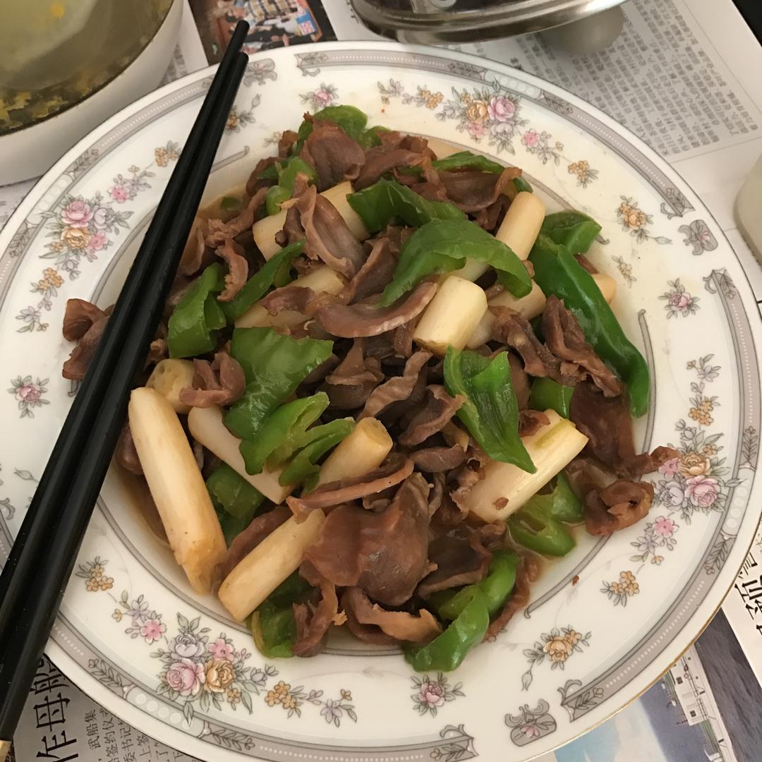 泡藕带炒鸡胗