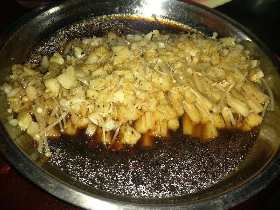 蒜蓉蒸金针菇