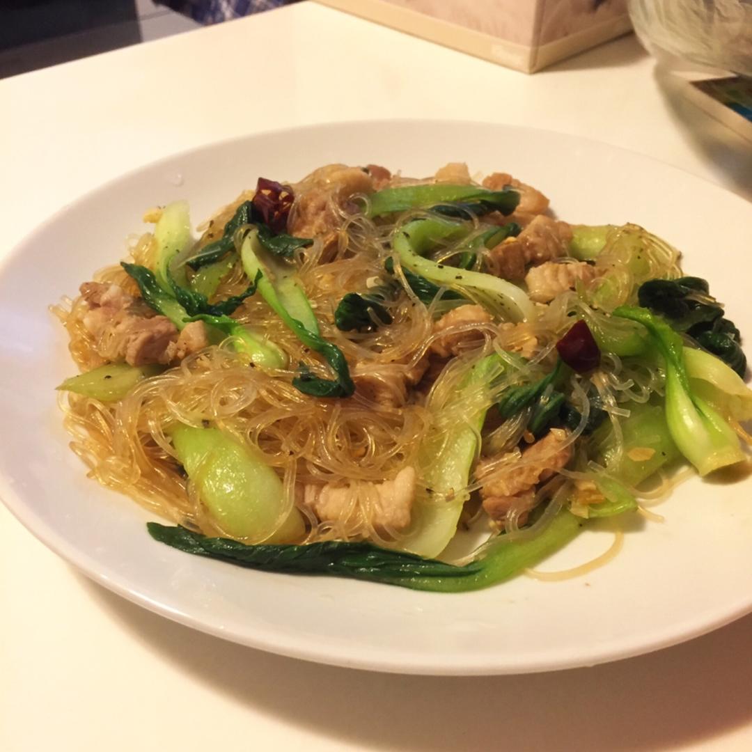 包菜粉丝炒鸡蛋