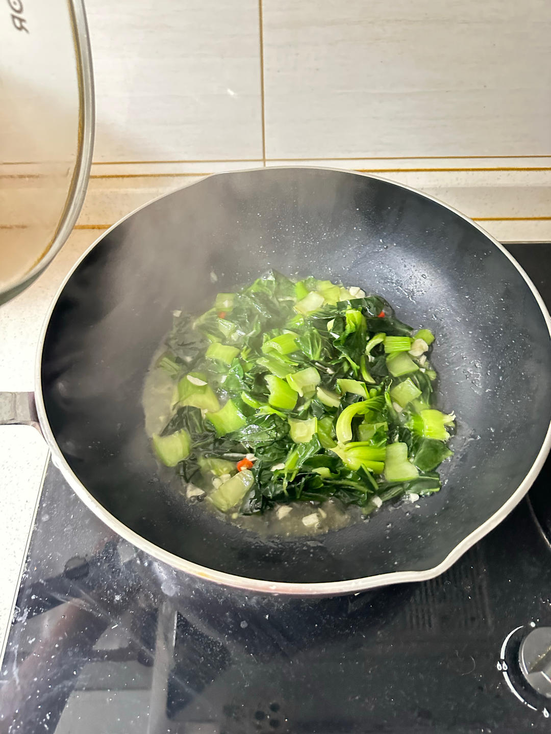 厨师长疑难解答：青菜“炝炒跟清炒”的区别，家庭硬核小技巧