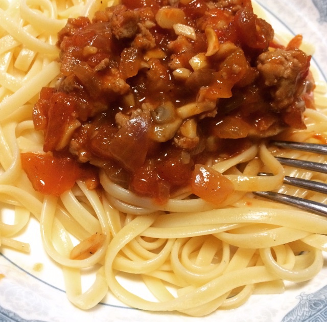 蕃茄蘑菇肉酱意大利面