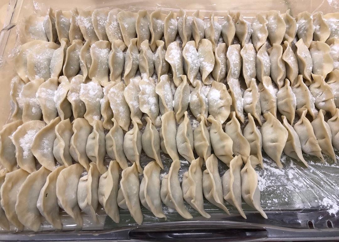 芹菜饺子