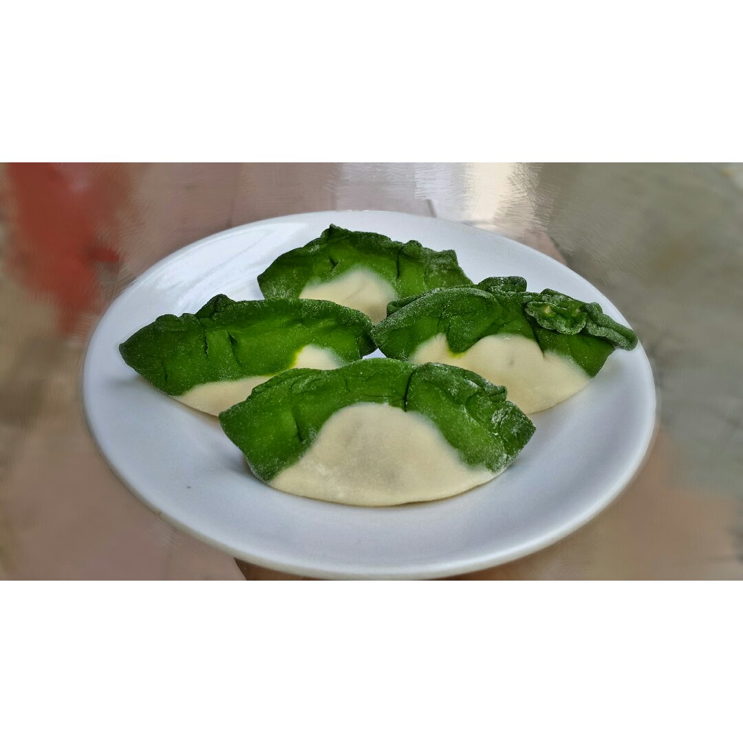 翡翠白玉白菜饺子详细版（附翡翠白玉白菜饺子包法，翡翠白玉饺子皮两种制法，面包机和面，翡翠白玉烧卖，各种馅料搭配）