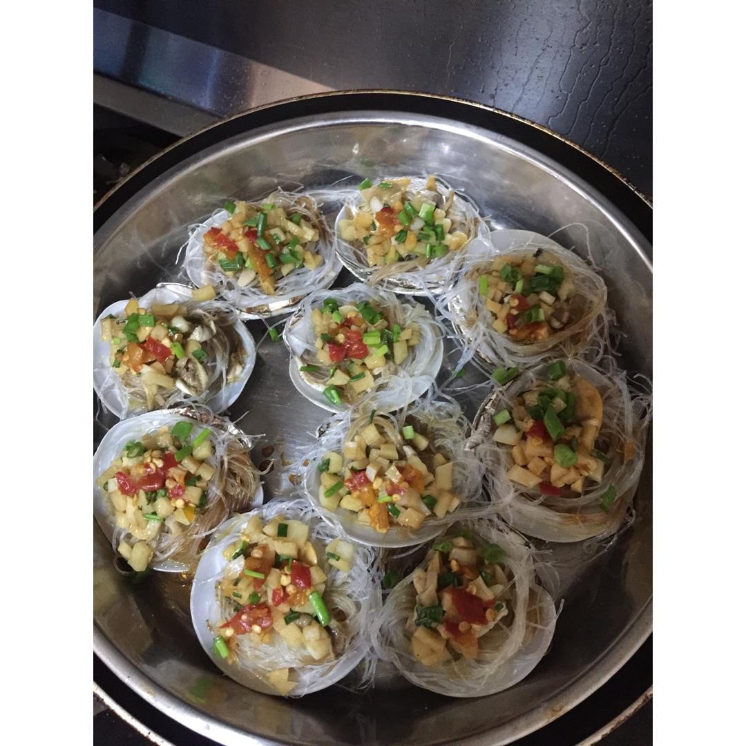 蒜蓉粉丝蒸扇贝