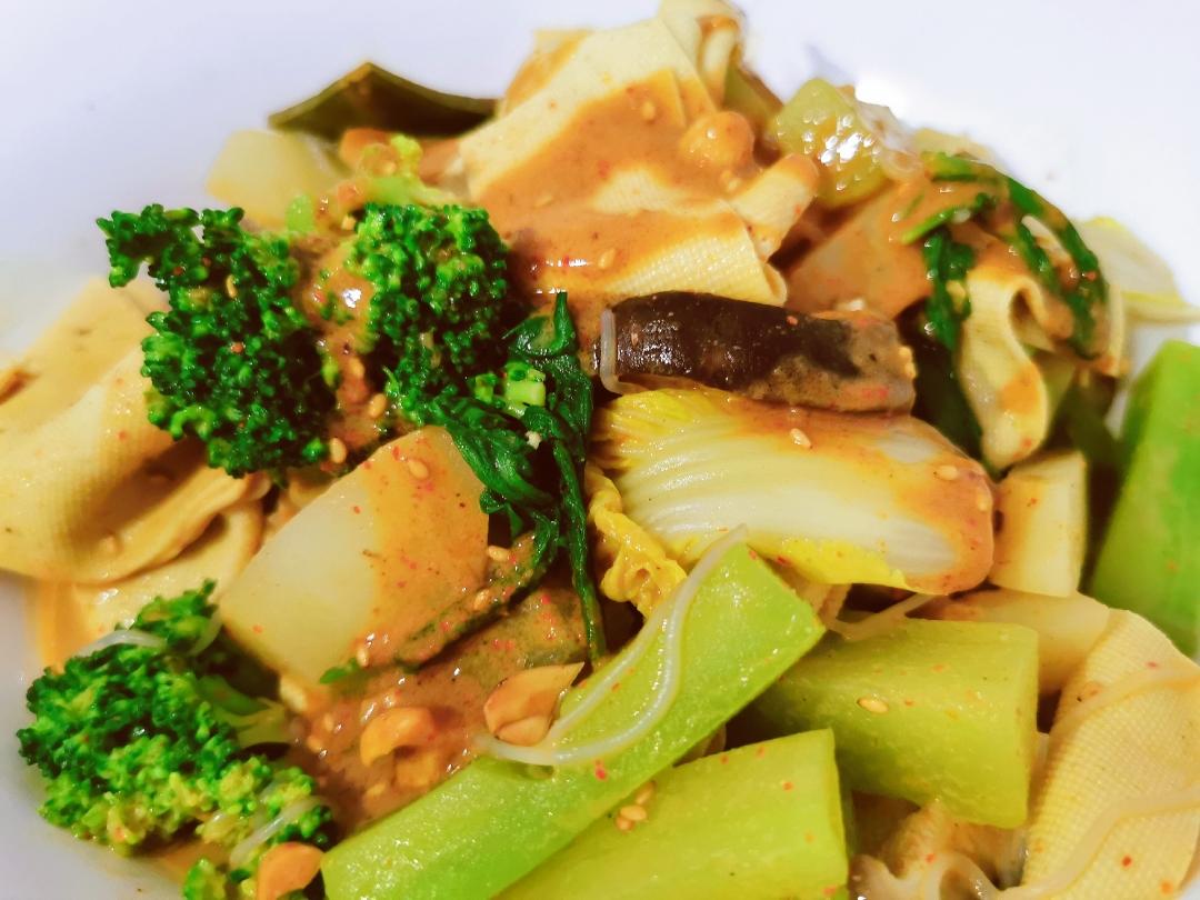 超好吃的家庭版麻辣拌的做法