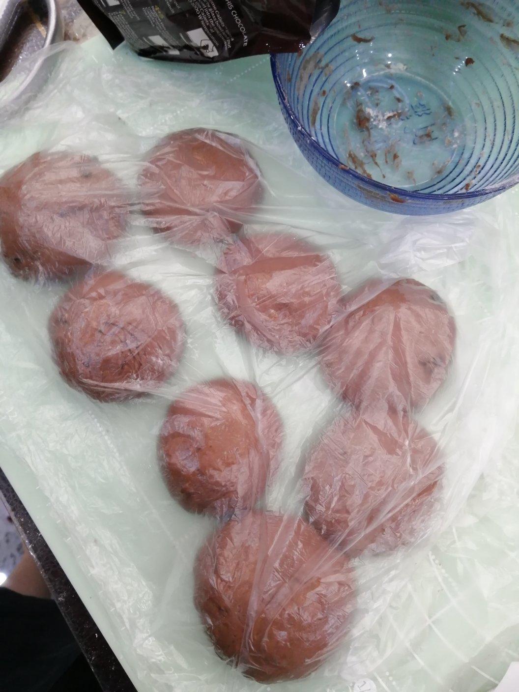 黑眼豆豆面包