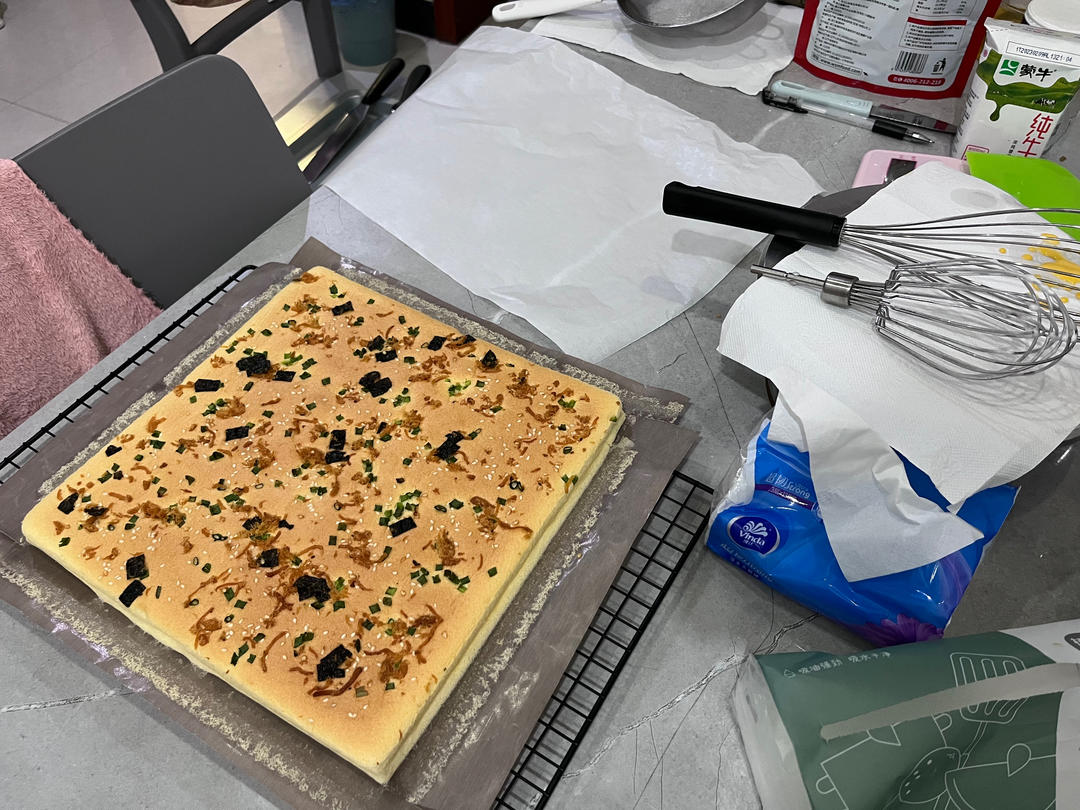 香葱海苔肉松芝麻蛋糕卷