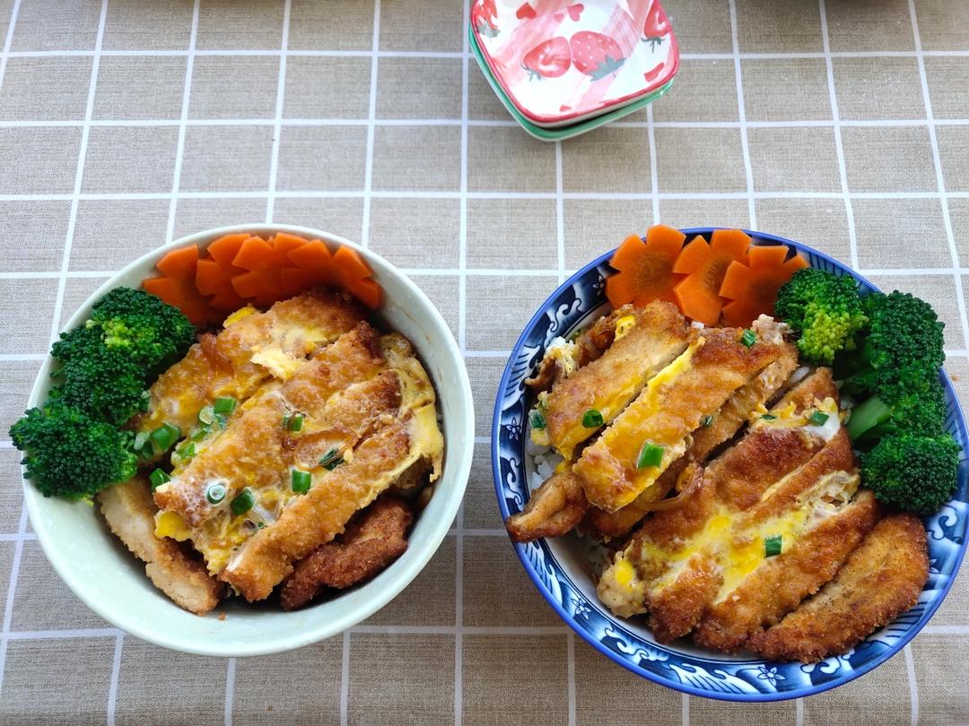 孩子们爱吃的日式照烧滑蛋猪排饭做法大揭秘！（正经料理）