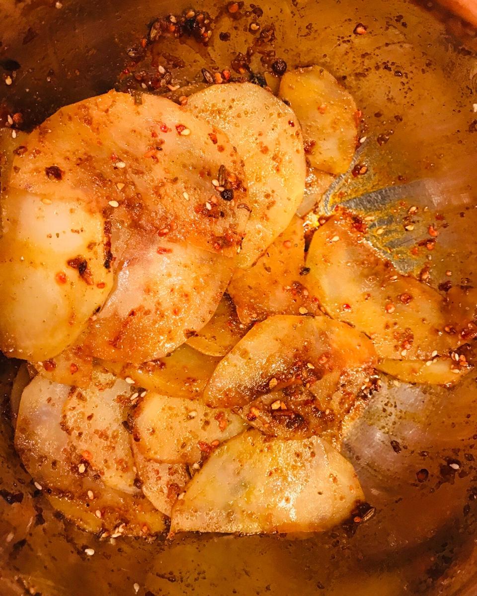 兰州风味麻辣土豆片（又名：通渭路土豆片、马三洋芋片）