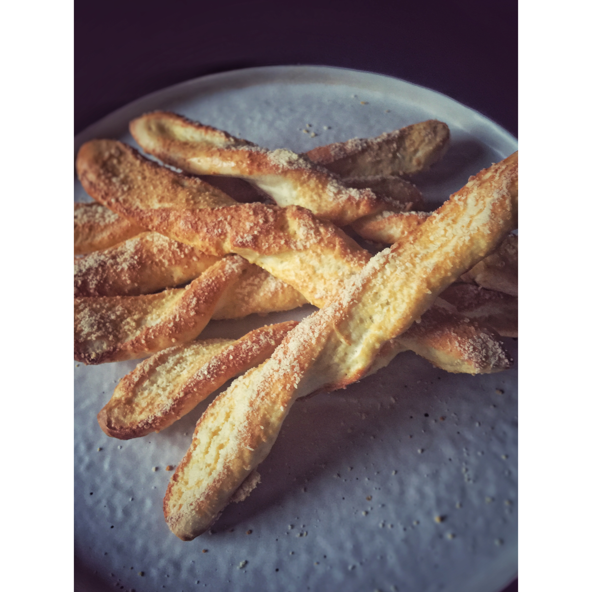 帕玛森起司长条面包棍