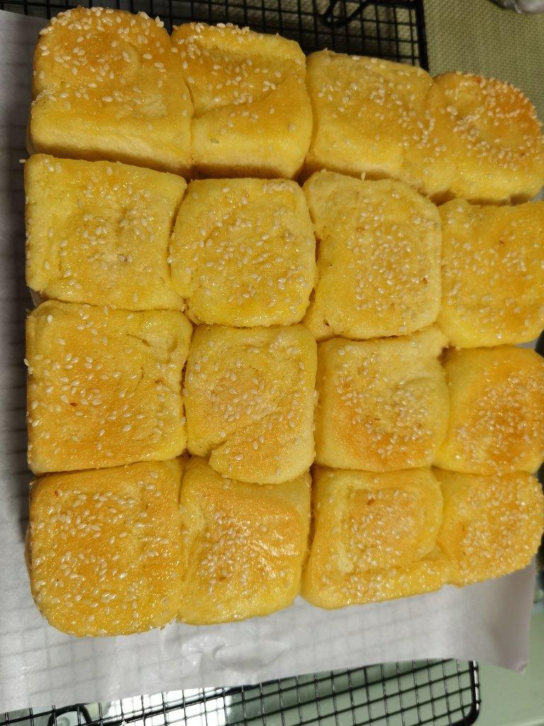 蜂蜜脆底小面包