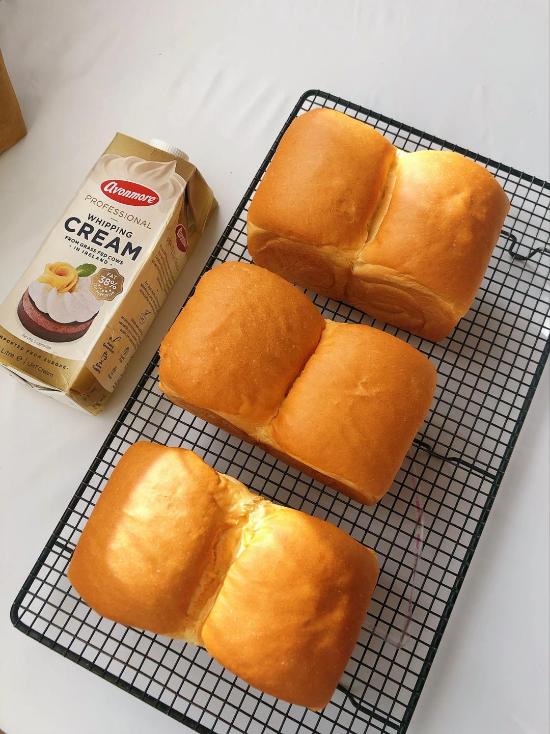 纯奶手撕吐司的做法 步骤1