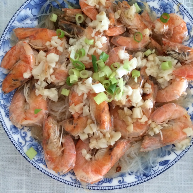 蒜蓉粉丝蒸大虾