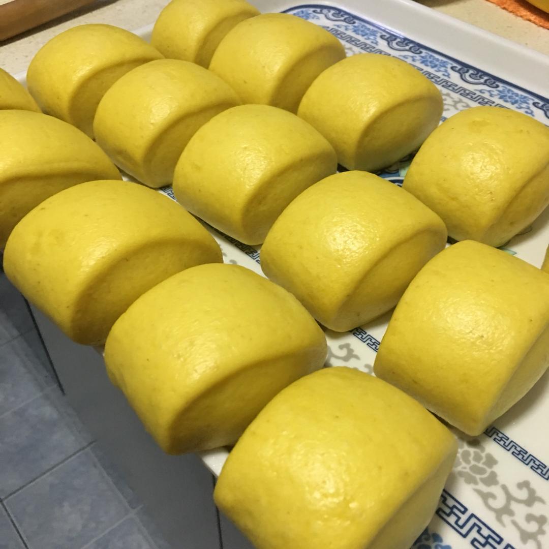 细腻光滑一次发酵牛奶馒头