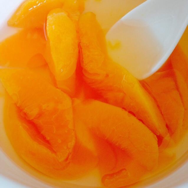 冰糖黄桃的做法